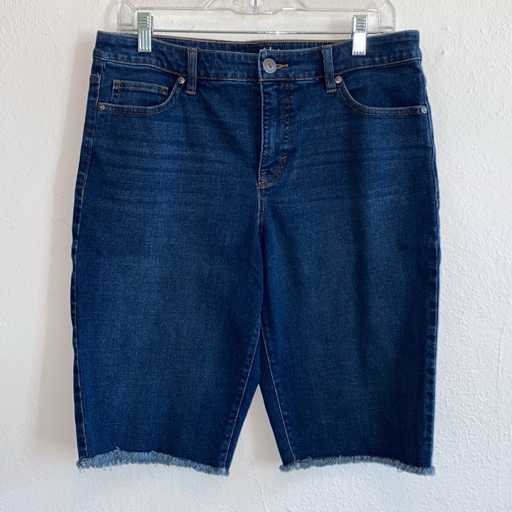 Jean Bermuda Raw Edge Bottom Shorts - Picture 3 of 8